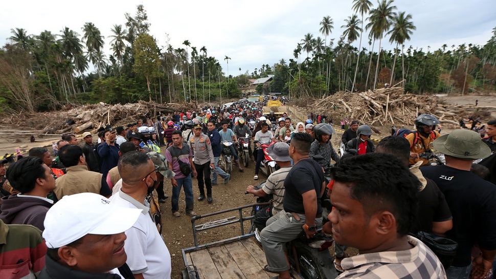 2025/12/19/antarafoto-akses-bireuen--aceh-utara-kembali-tersambung-1766125628.jpg