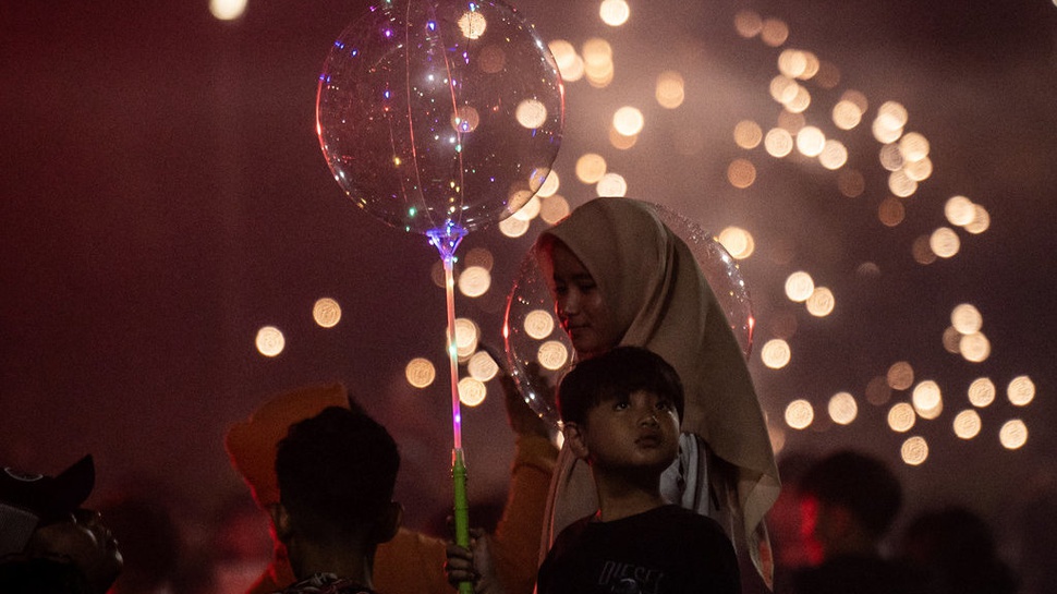 2026/01/03/antarafoto-perayaan-pergantian-tahun-baru-2026-di-kemayoran-jakarta-1767315943_8403.jpg