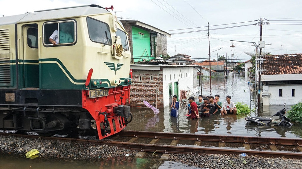 2026/01/24/antarafoto-penetapan-status-tanggap-darurat-banjir-kota-pekalongan-1769220128_9134.jpg