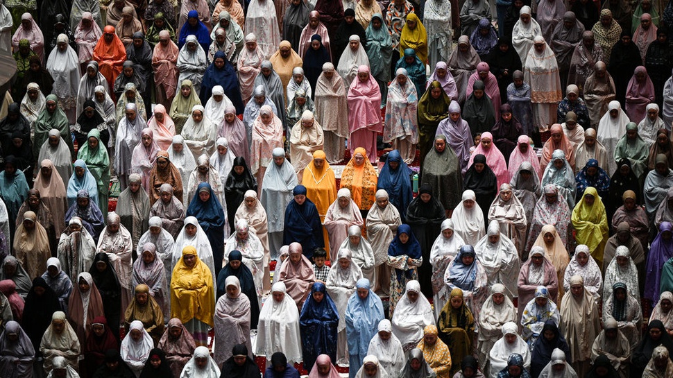 2026/02/19/antarafoto-shalat-tarawih-pertama-1447-hijriah-di-masjid-istiqlal-1771464189_10028.jpg