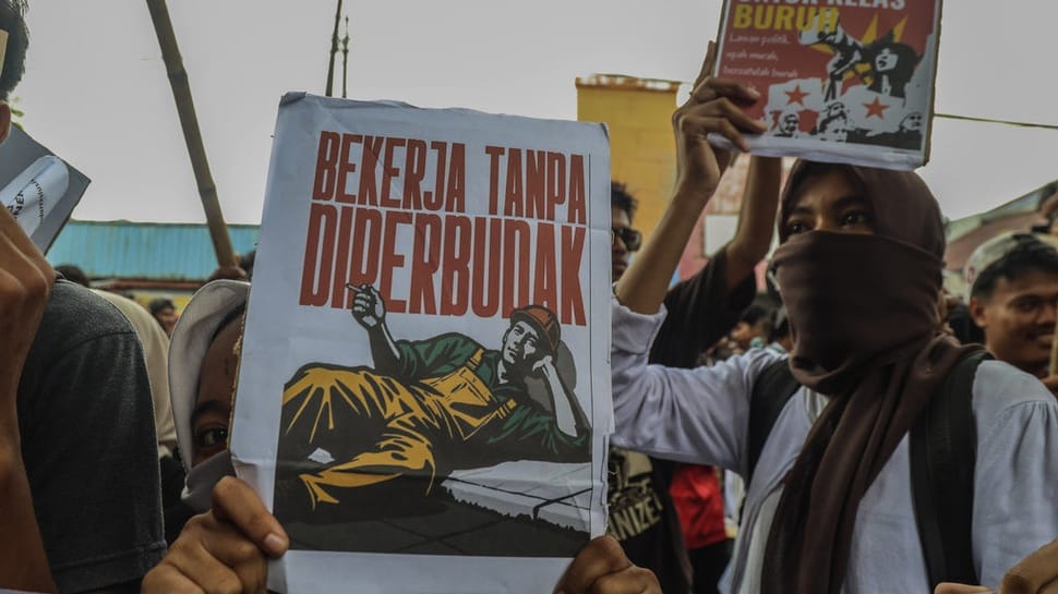 2026/05/02/antarafoto-aksi-mahasiswa-memperingati-hari-buruh-internasional-di-ternate-1777687415_12059.jpg