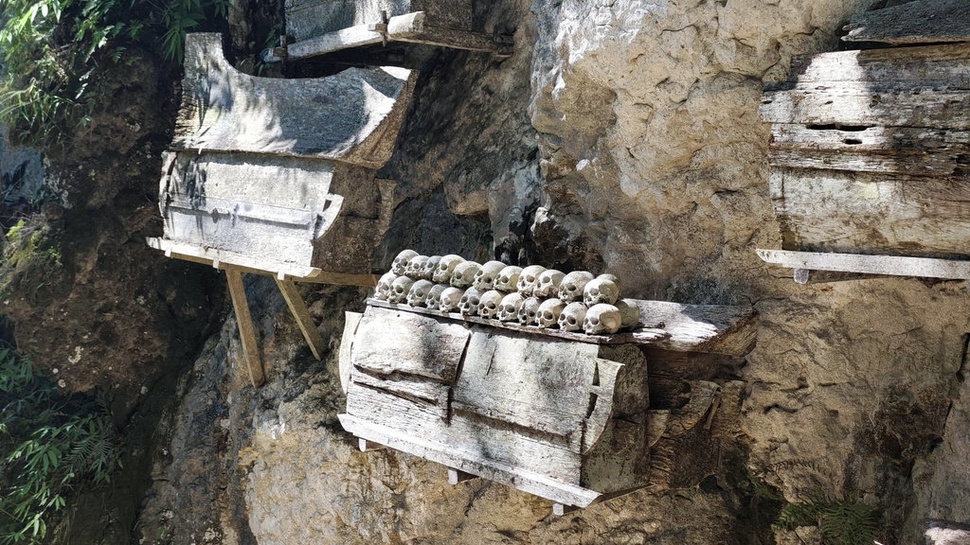2026/05/22/tradisi-pemakaman-toraja--4.jpg