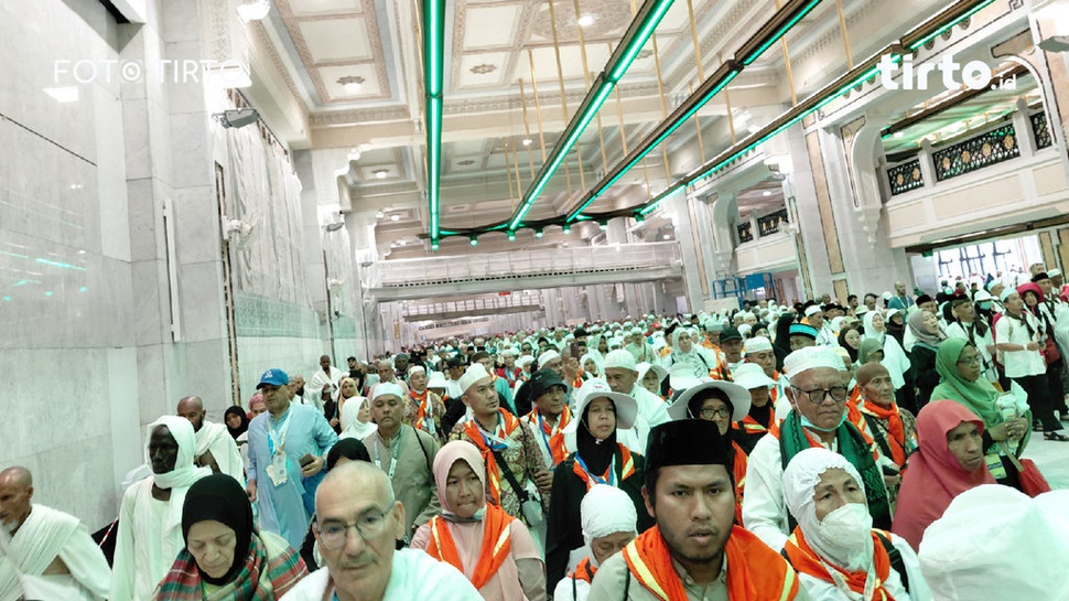 2026/05/31/momen-jemaah-menyempurnakan-rukun-haji-5.jpg