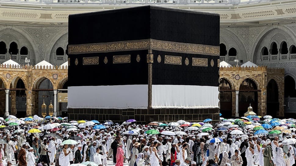 2026/06/15/antarafoto-jamaah-haji-melaksanakan-tawaf-wada-1781509786.jpg