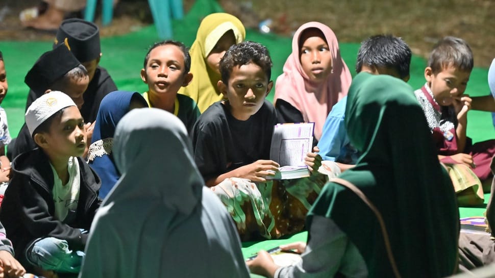 2026/08/20/antarafoto-pengungsi-korban-gempa-di-manggarai-timur-1787198784_15293.jpg