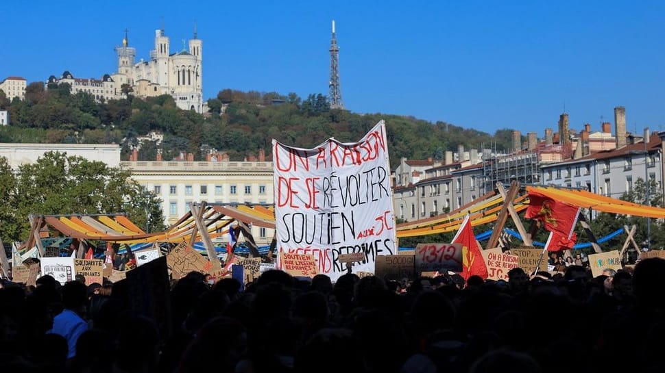 2026/10/06/demo-mahasiswa-di-perancis-reuters-2.jpg