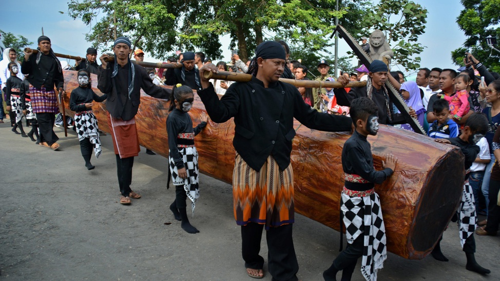 Tradisi Lebaran Unik di Indonesia - Tirto.ID