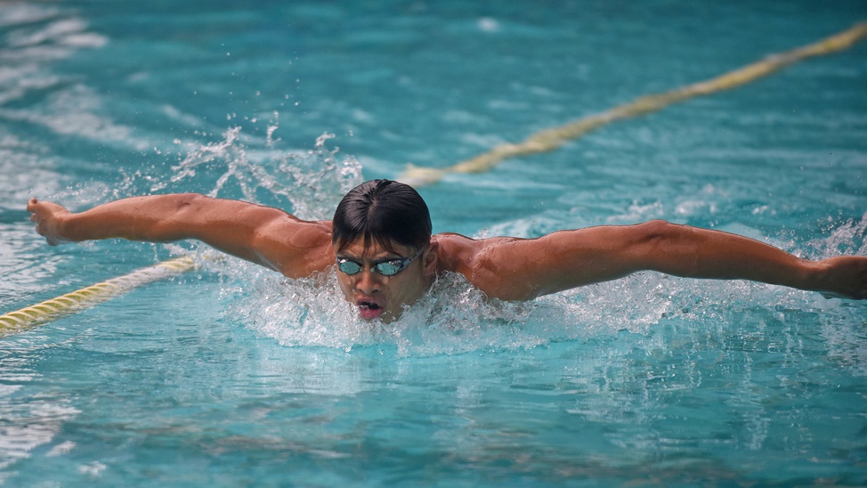 Renang olimpiade latihan jelang tirto