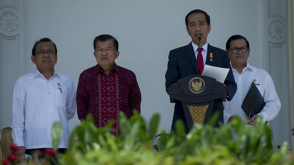 Presiden Jokowi Umumkan Perombakan Kabinet