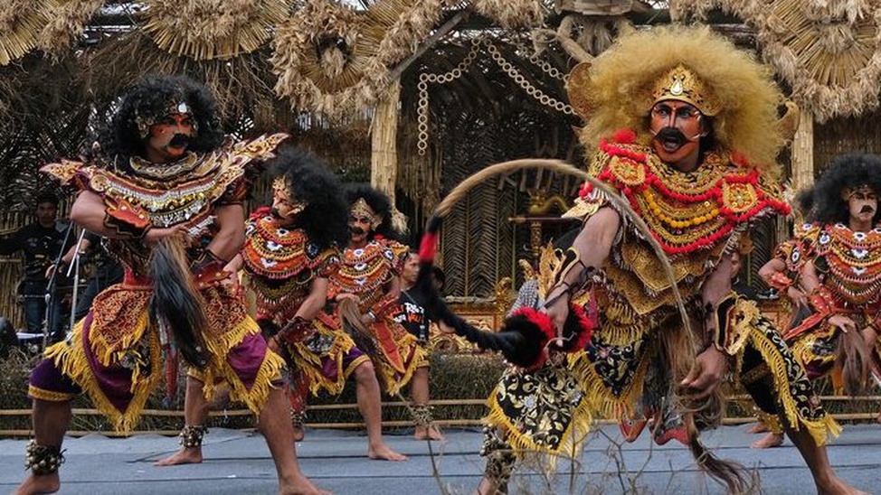 Festival Desa yang Menyatukan Seluruh Warga