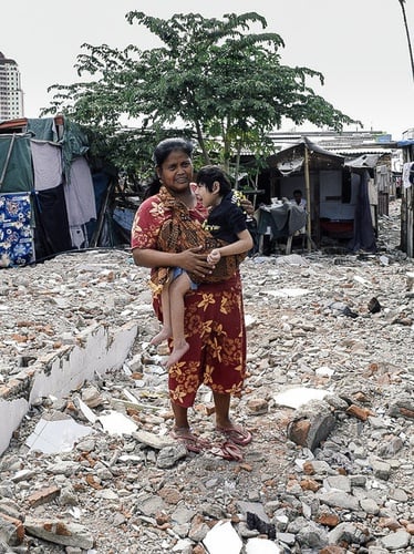 Asa Seorang Ibu Dan Anak Di Kampung Akuarium Foto Tirto Id