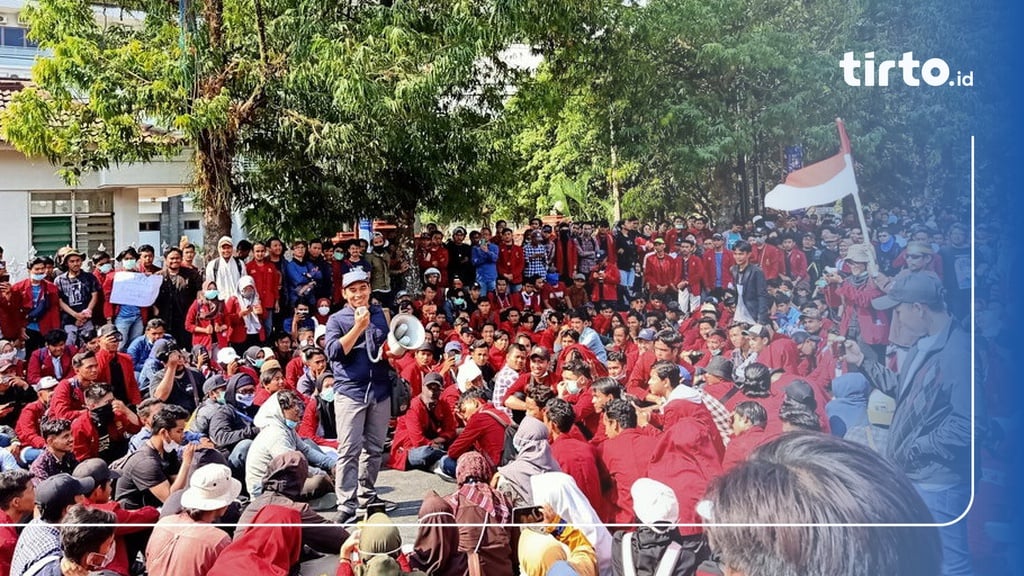 Kisah Lain Demo Mahasiswa Jogja Gejayan Memanggil: Dosen Ikut Orasi