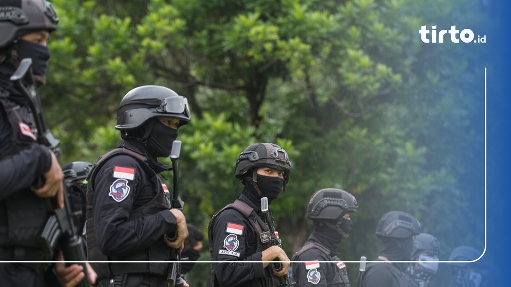 Polisi Pamer Kokang Senjata Laporkan Akun Yang Sebar Video Miliknya