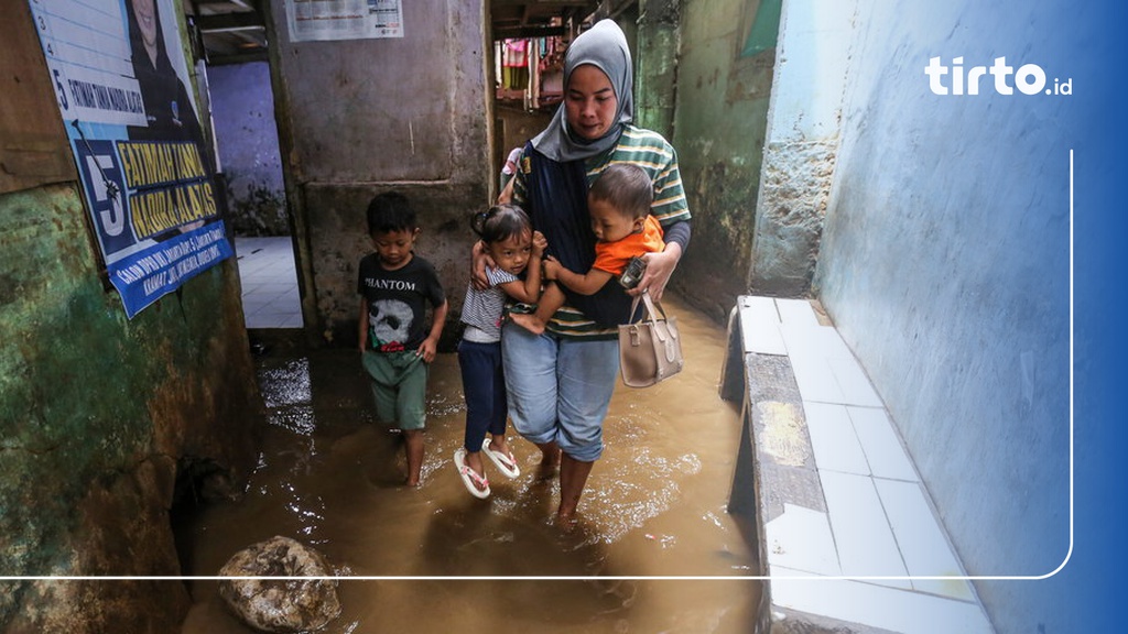 Ruas Jalan Dan Rt Di Jakarta Tergenang Banjir Pagi Ini