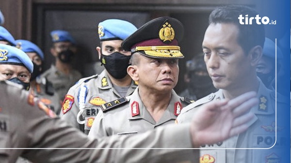 Polisi Terlibat Kasus Sambo Naik Pangkat: Presisi Hanya Jargon?