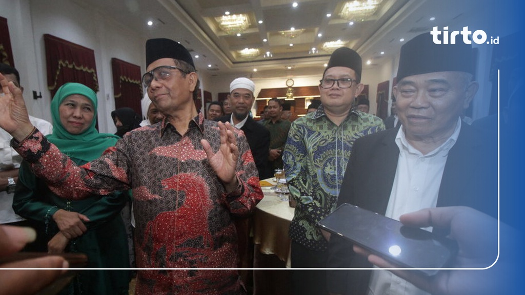 Jokowi Resmi Tunjuk Mahfud MD Jadi Plt Menkominfo Gantikan Plate