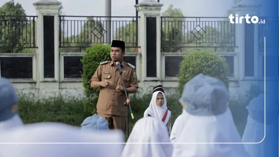 Amanat Pembina Upacara yang Menyentuh untuk Anak SMA Soal Waktu