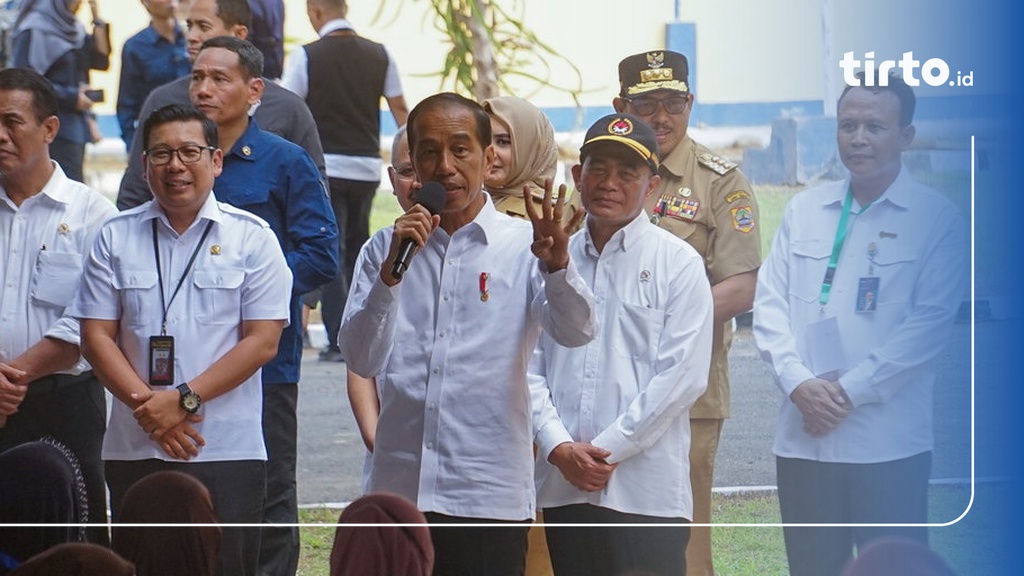 Pemungutan Suara Usai, Jokowi Kembali Membagikan Bantuan Beras