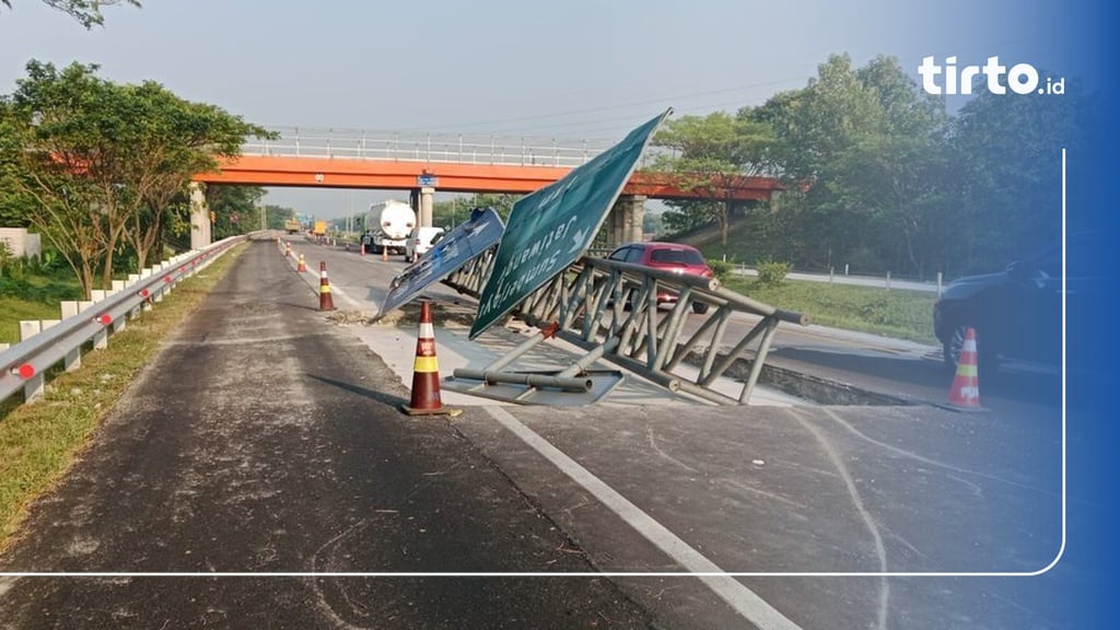 Korban Kecelakaan Bus Di Tol Cipali: Satu Dosen Unpam Meninggal