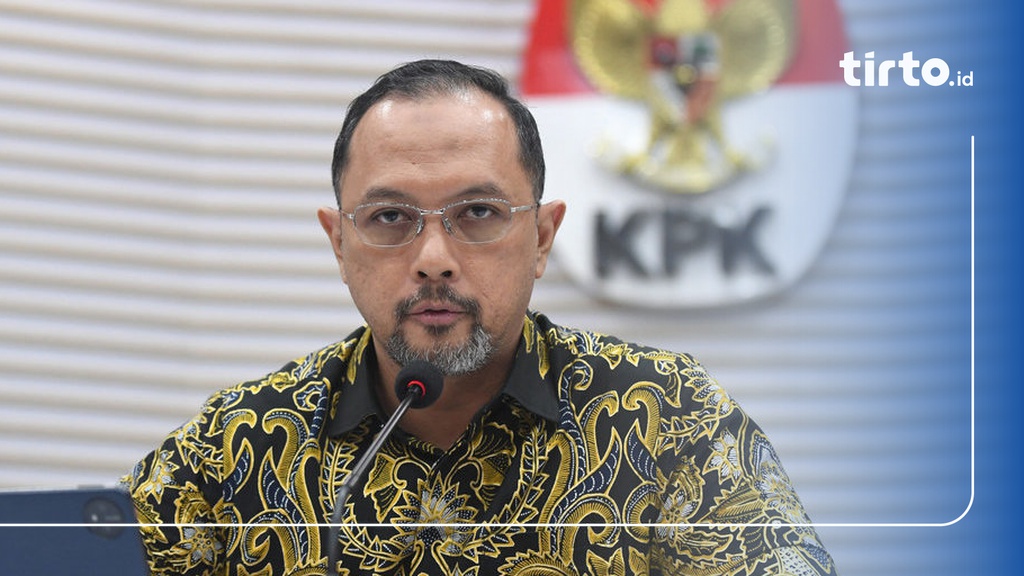 Gugatan Judicial Review Alex ke MK Urusan Pribadi