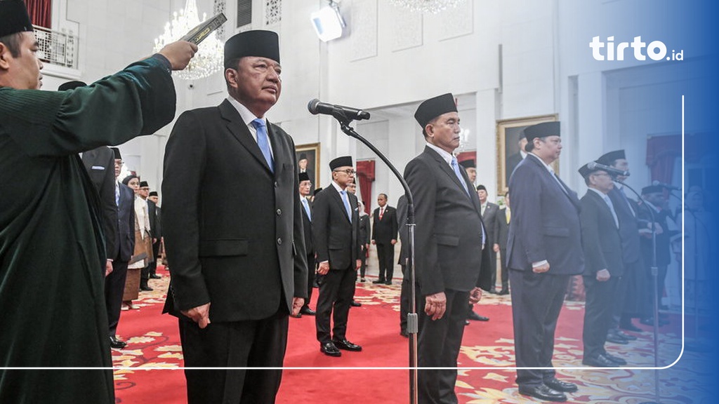 Teks Sumpah Pelantikan Menteri dan Wakil Menteri RI