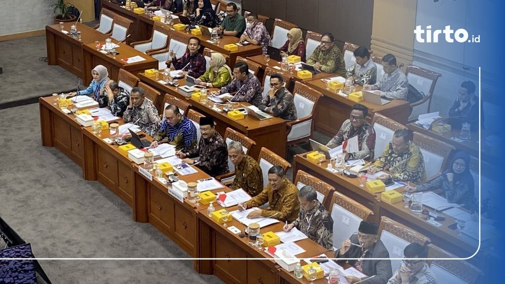 Gus Ipul Sebut Banyak Warga Penerima Bansos Jadi Demotiviasi