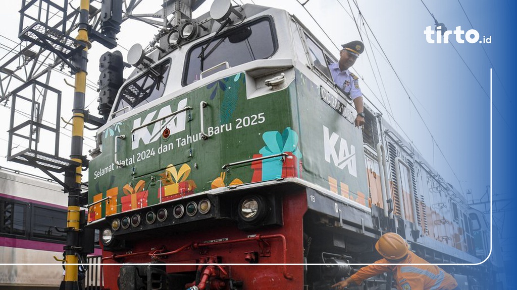 18 KA Berhenti di Stasiun Jatinegara saat Malam Tahun Baru