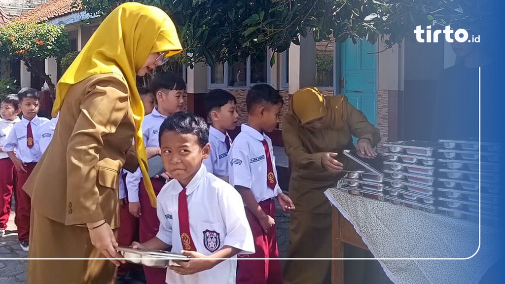 Antusiasme Siswa SDN 193 Caringin di Hari Perdana Program MBG