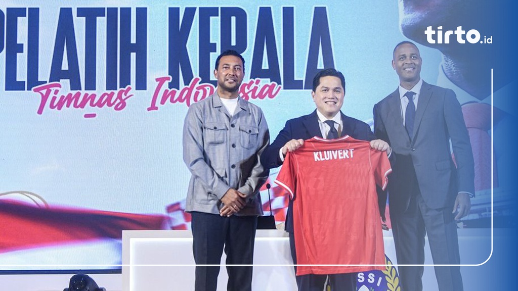 Benarkah Dirk Kuyt Jadi Staf Pelatih Kluivert Timnas Indonesia?