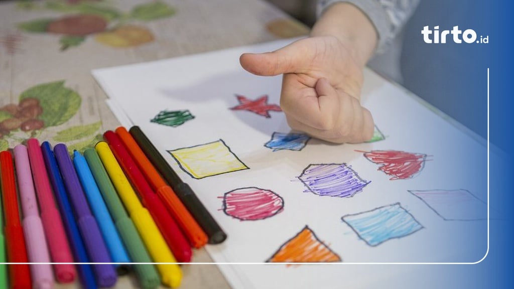 Inilah 6 Manfaat Mengenalkan Warna Pada Anak
