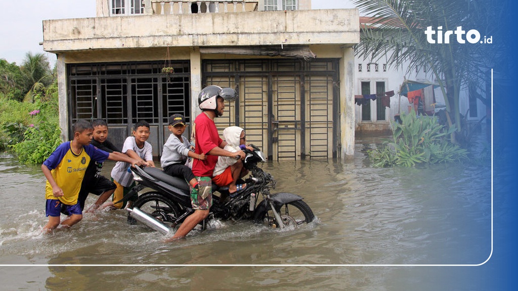 11 Hal yang Dilakukan saat Motor Kena Banjir Tanpa Ke Bengkel