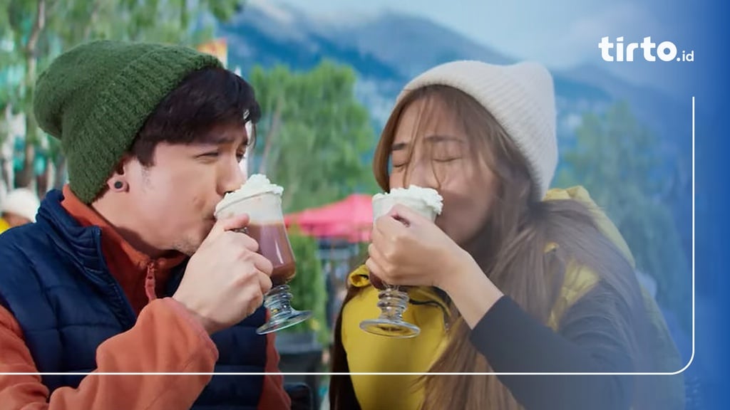 Sinopsis Film Hello, Love, Again dan Fakta-Fakta Menariknya