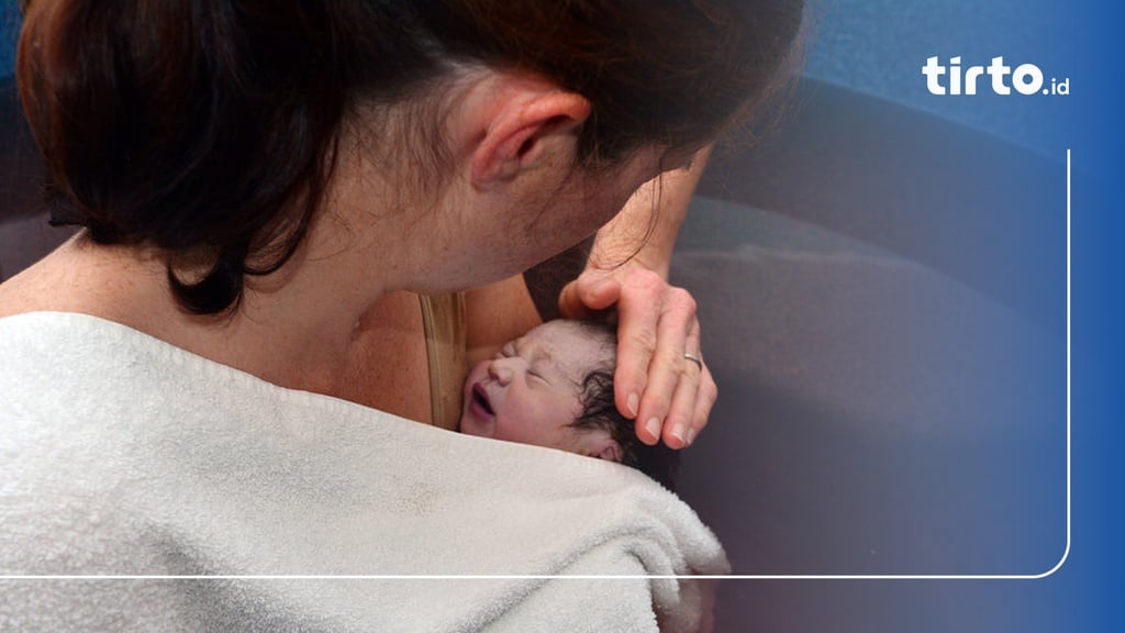 Apa Saja Kelebihan dan Kekurangan Water Birth?