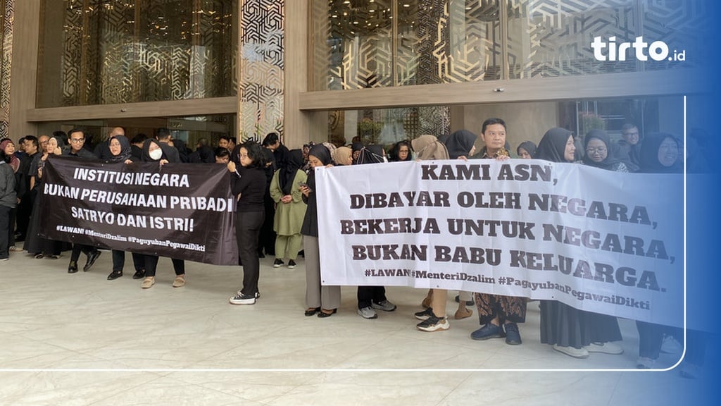 Pemicu Ratusan Pegawai Kemendikti Saintek Demo Menteri Satryo