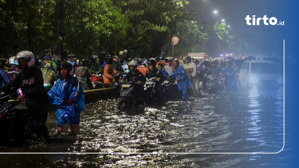 Lebih dari 2.000 Warga Mengungsi Akibat Banjir di Jakarta