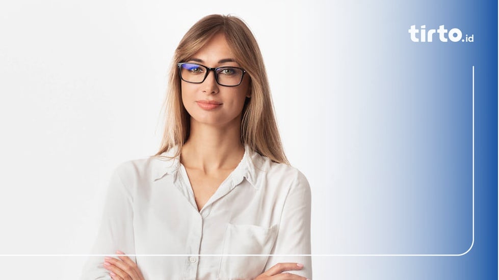 13 Tips OOTD Kemeja Putih untuk Perempuan