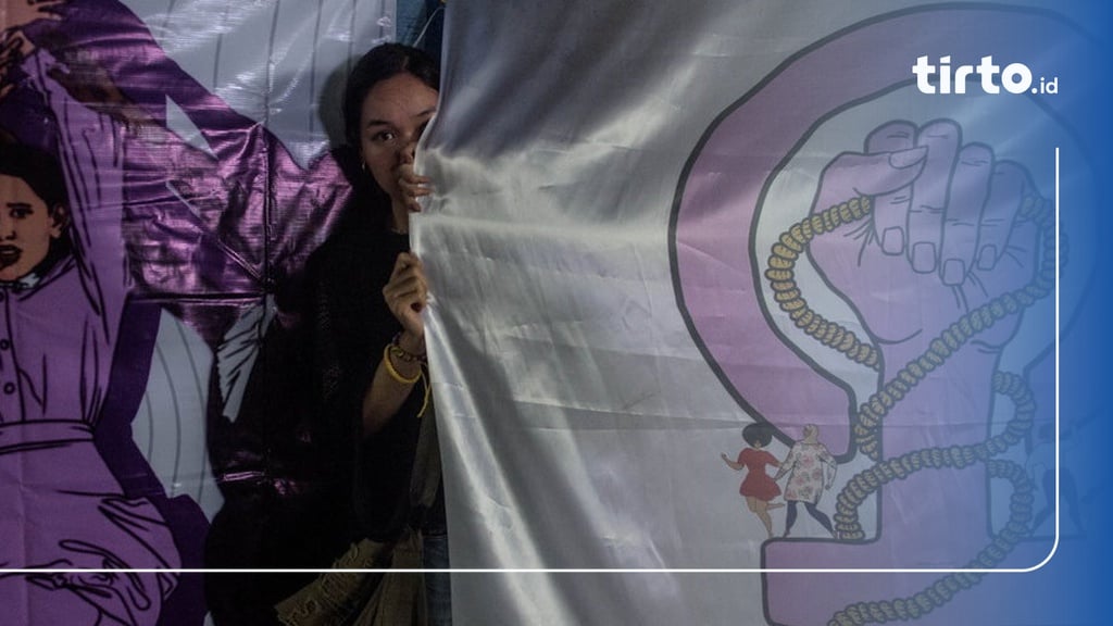 Nasib Female Breadwinners: Beban Ganda dan Diskriminasi