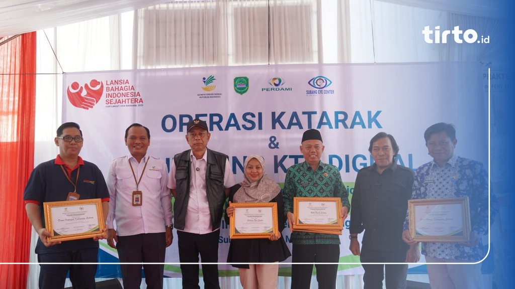 Wamensos dan Komeng Rayakan HLUN 2025 Bersama Lansia di Subang