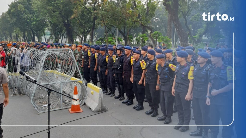 Apa Saja Yang Termasuk Pegawai Asn Apakah Polisi Dan Tni Juga